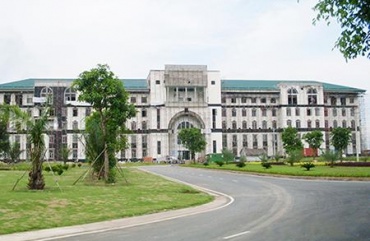 Trường Đại Học Tân Tạo